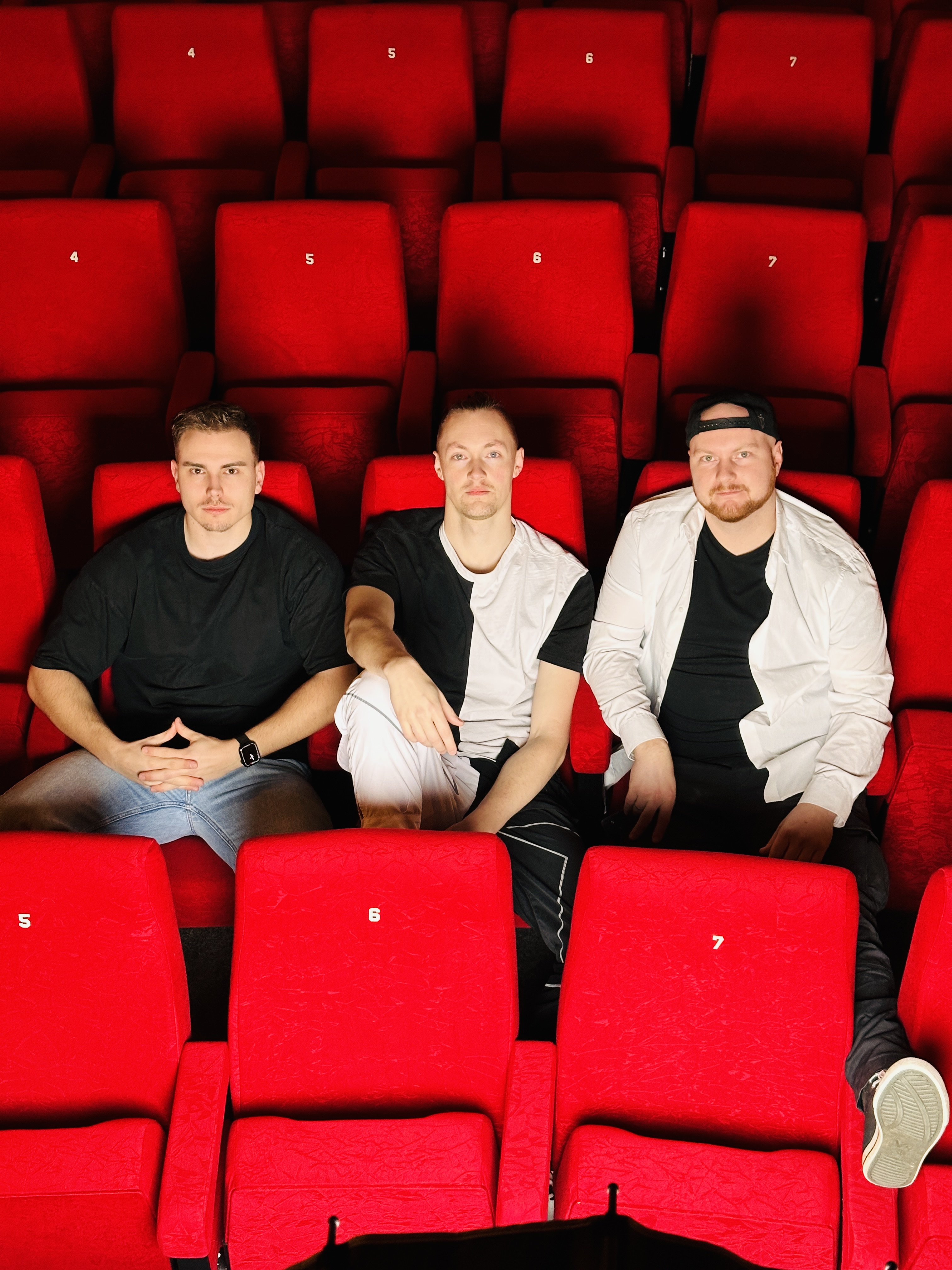 Fifteen Eyes Open live